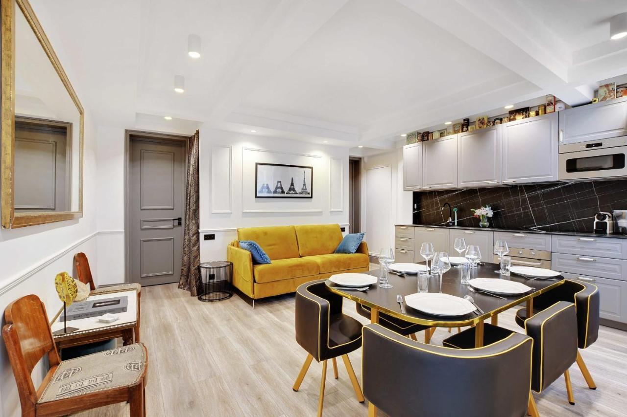Magnifique Appartement - 2Br - 6P - Place De L'Etoile Parigi Esterno foto